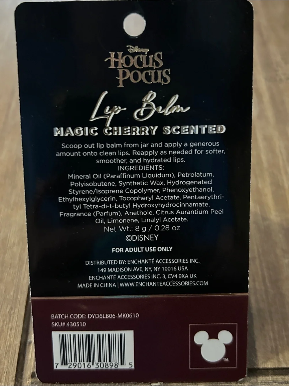 Disney Hocus Pocus themed cauldron shaped lip balms set of 4 NEW